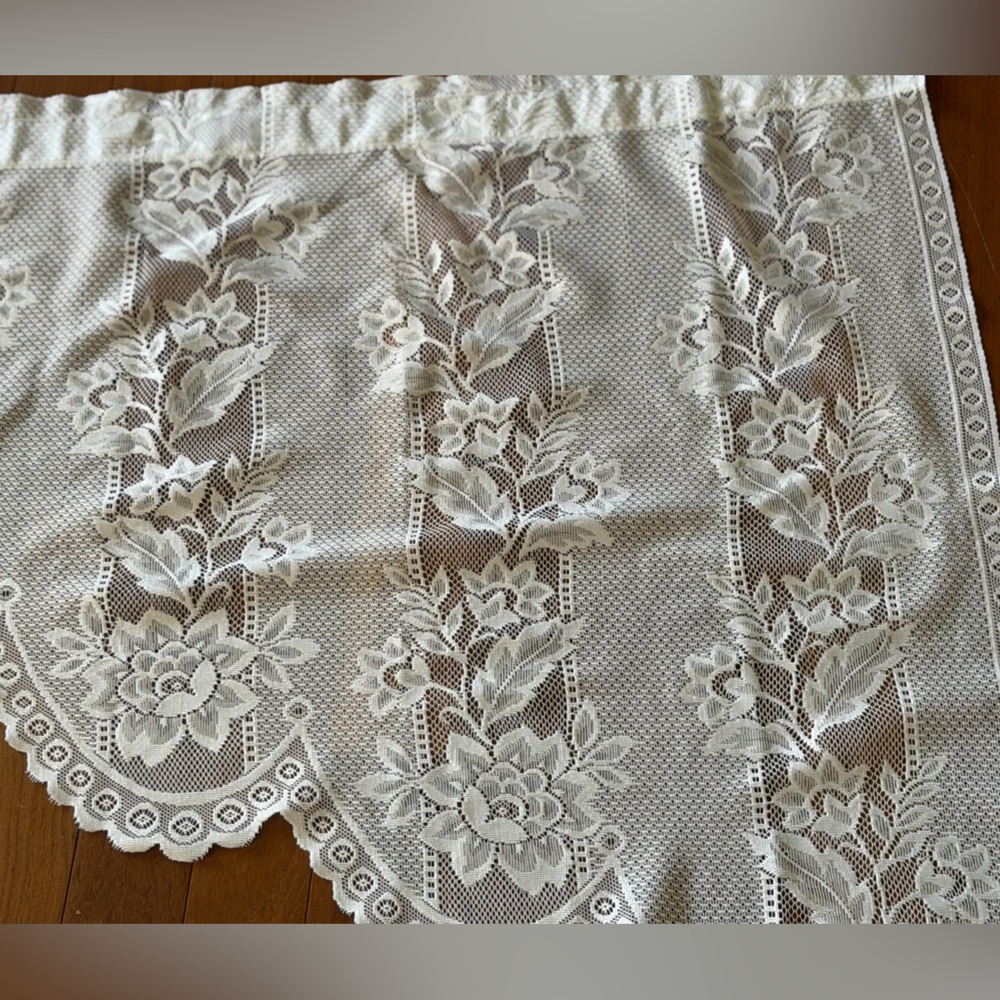 WindowWhite Lace Valance with Floral Embroidery - Swag